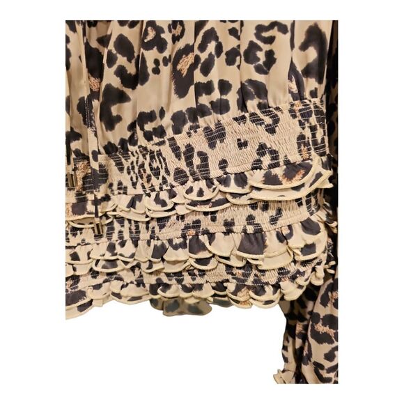WAYWARD FANCIES by ESHAKTI Leopard Ruffle Peasant Top - Size 4X (28W) - Picture 4 of 7
